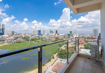 4 Bedroom Penthouse Serviced Apartment For Rent - Phsar Daeum Thkov, Phnom Penh thumbnail