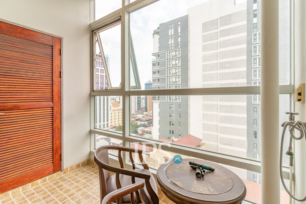 12nd Floor 2 Bedroom Condo For Sale - DeCastle Royal, BKK1, Phnom Penh - Image 21