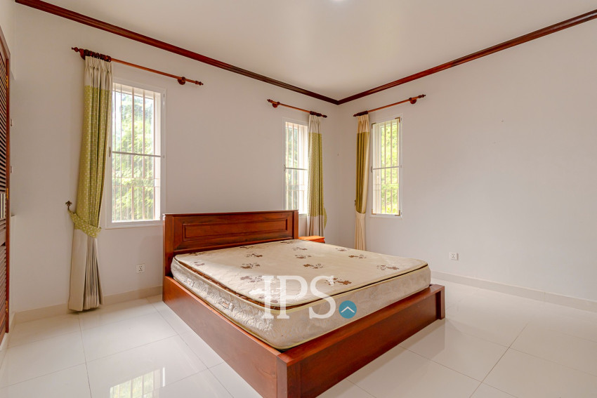 3 Bedroom Apartment For Rent - Slor Kram, Siem Reap