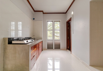 3 Bedroom Apartment For Rent - Slor Kram, Siem Reap thumbnail