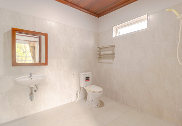 3 Bedroom Apartment For Rent - Slor Kram, Siem Reap thumbnail