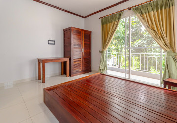3 Bedroom Apartment For Rent - Slor Kram, Siem Reap thumbnail