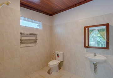 3 Bedroom Apartment For Rent - Slor Kram, Siem Reap thumbnail