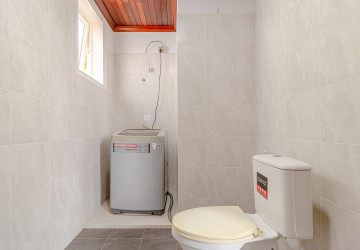 3 Bedroom Apartment For Rent - Slor Kram, Siem Reap thumbnail