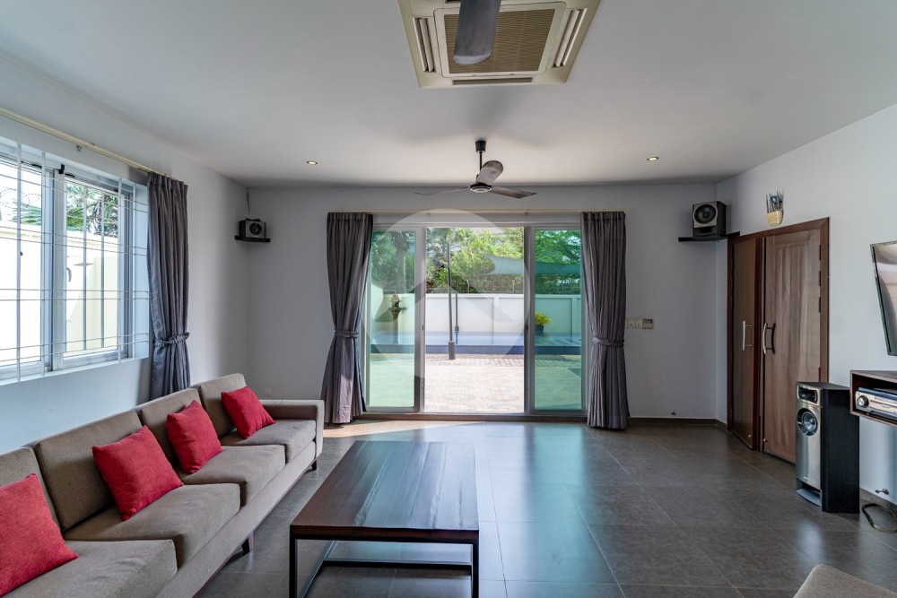 3 Bedroom Modern Villa For Sale - Sangkat Siem Reap, Siem Reap - Image 7