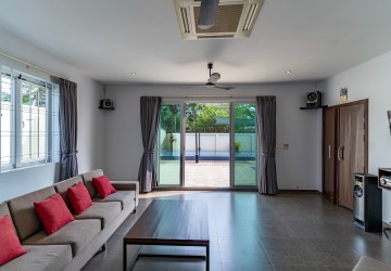 3 Bedroom Modern Villa For Sale - Sangkat Siem Reap, Siem Reap thumbnail