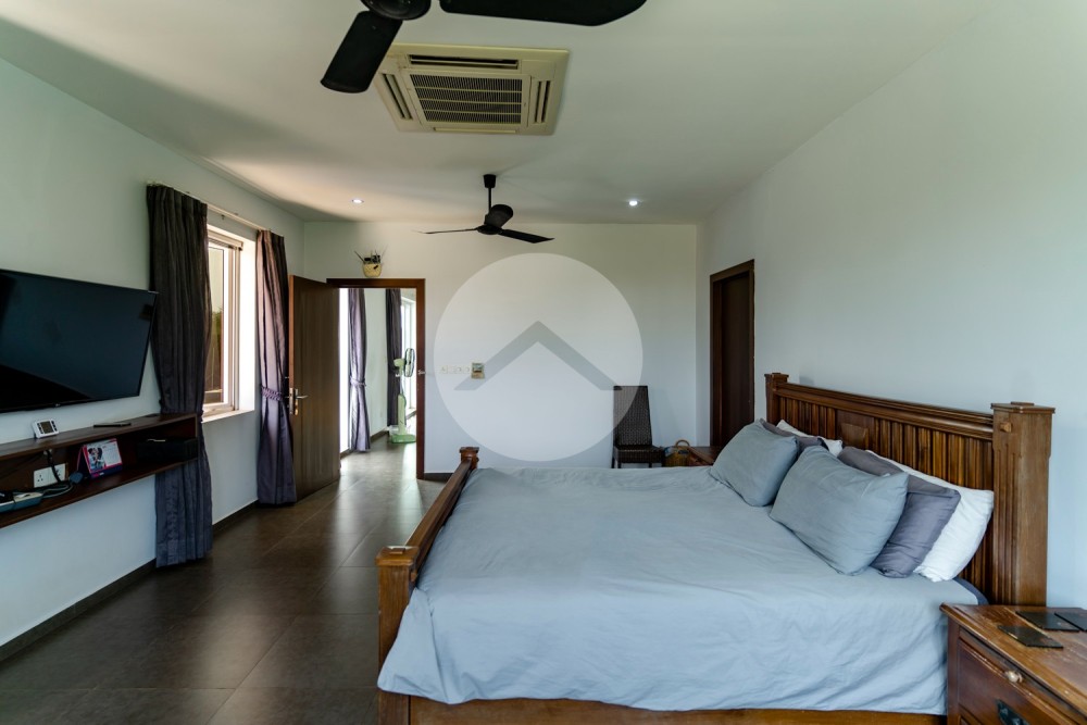 3 Bedroom Modern Villa For Sale - Sangkat Siem Reap, Siem Reap - Image 24