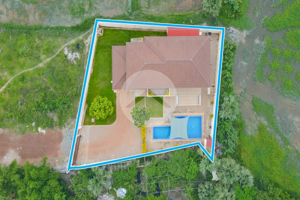 3 Bedroom Modern Villa For Sale - Sangkat Siem Reap, Siem Reap - Image 2