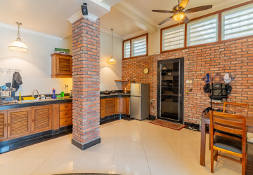 Renovated 1 Bedroom Apartment For Sale - Boeng Prolit, Phnom Penh photo 5
