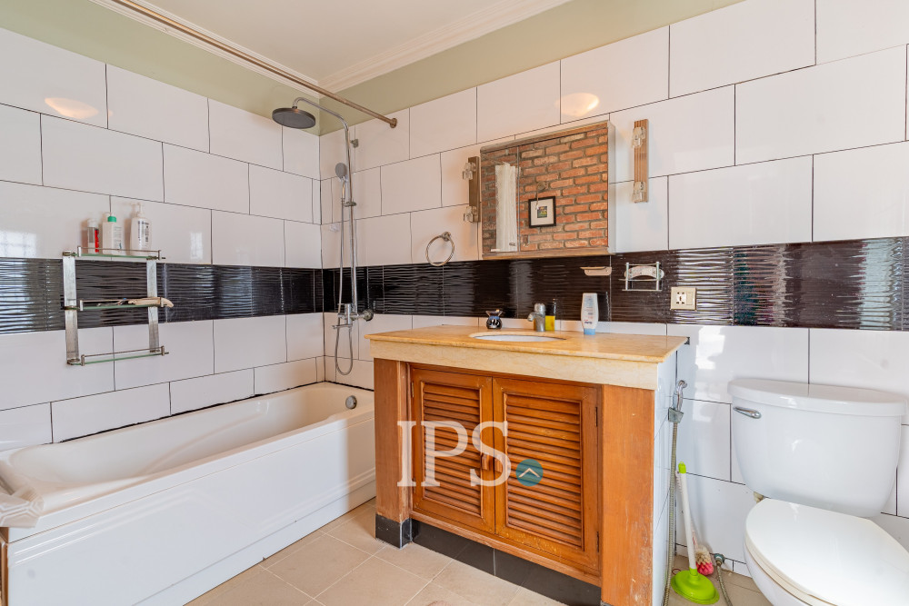 Renovated 1 Bedroom Apartment For Sale - Boeng Prolit, Phnom Penh - Image 12 Renovated 1 Bedroom Apartment For Sale - Boeng Prolit, Phnom Penh - Image 12