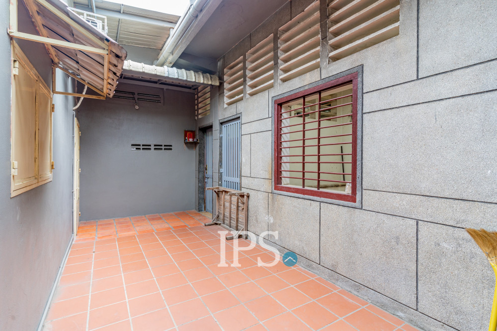 Renovated 1 Bedroom Apartment For Sale - Boeng Prolit, Phnom Penh - Image 14 Renovated 1 Bedroom Apartment For Sale - Boeng Prolit, Phnom Penh - Image 14