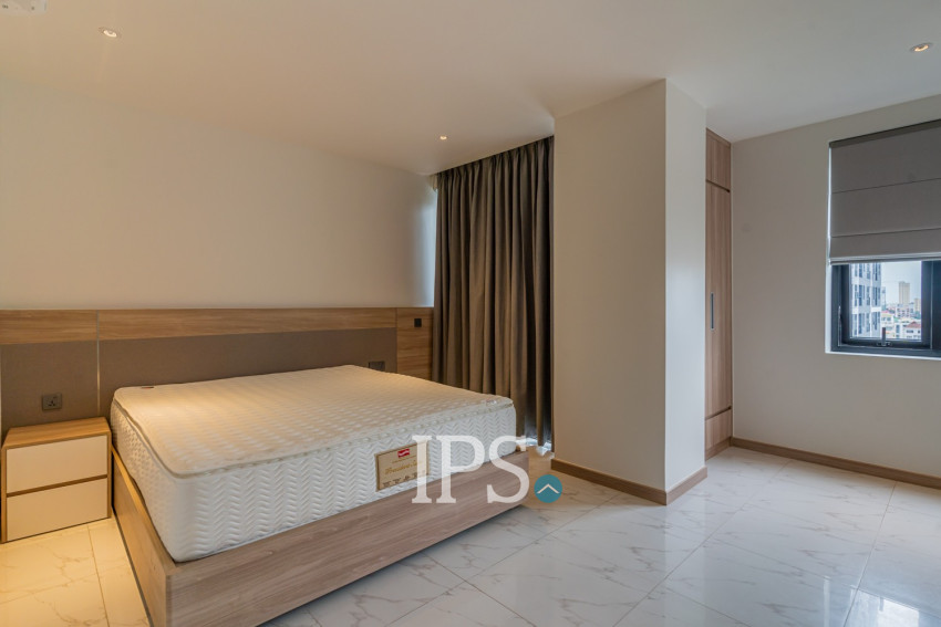 4 Bedroom Serviced Apartment For Rent - BKK1, Phnom Penh