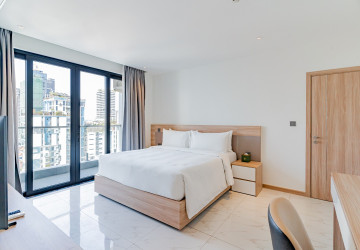 4 Bedroom Serviced Apartment For Rent - BKK1, Phnom Penh thumbnail