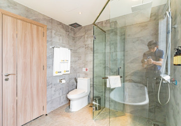 4 Bedroom Serviced Apartment For Rent - BKK1, Phnom Penh thumbnail