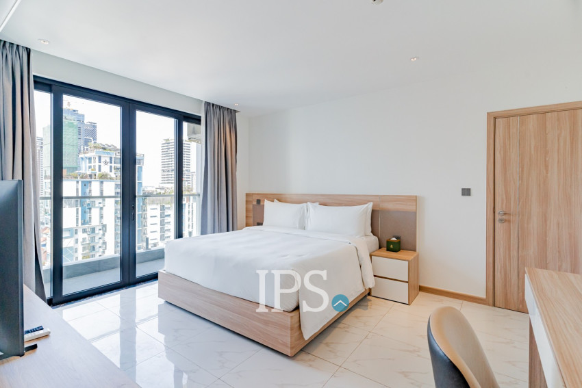 4 Bedroom Serviced Apartment For Rent - BKK1, Phnom Penh