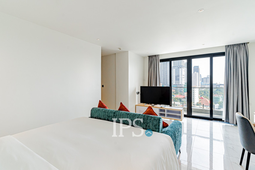 4 Bedroom Serviced Apartment For Rent - BKK1, Phnom Penh