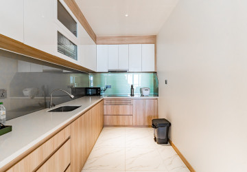4 Bedroom Serviced Apartment For Rent - BKK1, Phnom Penh thumbnail