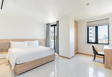 4 Bedroom Serviced Apartment For Rent - BKK1, Phnom Penh thumbnail