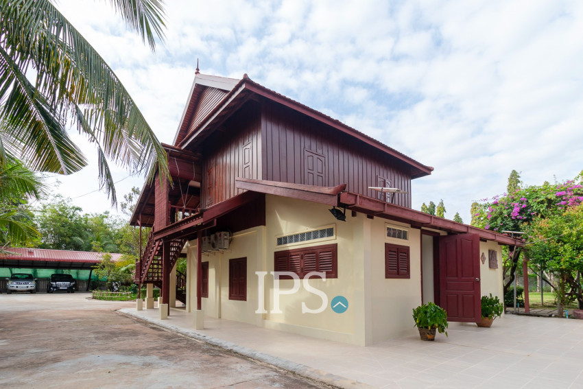 2 Bedroom Wooden Villa  for  Rent - Pouk, Siem Reap