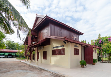 2 Bedroom Wooden Villa  for  Rent - Pouk, Siem Reap thumbnail