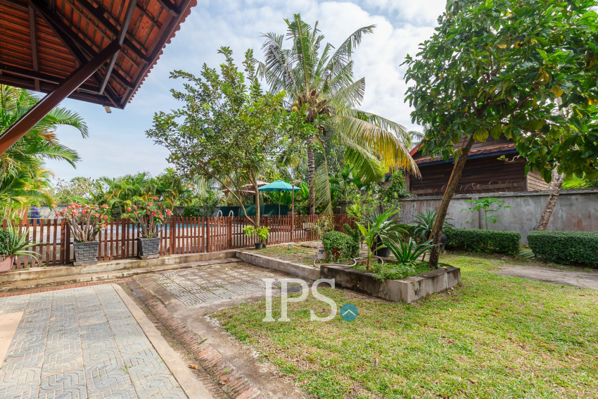 2 Bedroom Wooden Villa  for  Rent - Pouk, Siem Reap