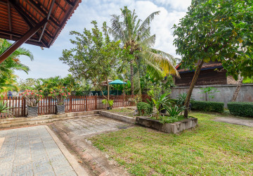 2 Bedroom Wooden Villa  for  Rent - Pouk, Siem Reap thumbnail