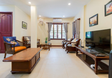 2 Bedroom Wooden Villa  for  Rent - Pouk, Siem Reap thumbnail