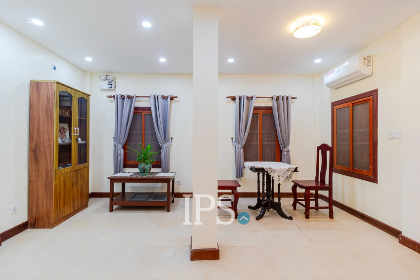 2 Bedroom Wooden Villa  for  Rent - Pouk, Siem Reap
