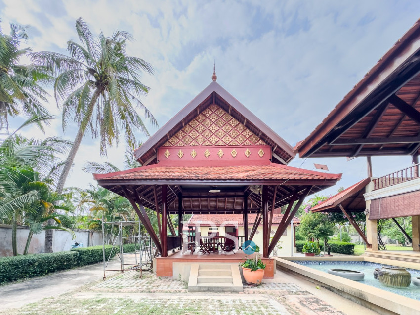 2 Bedroom Wooden Villa  for  Rent - Pouk, Siem Reap