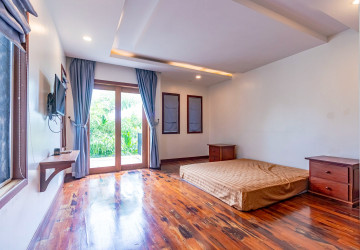 3 Bedroom Villa For Rent - Sala Kamreuk, Siem Reap thumbnail