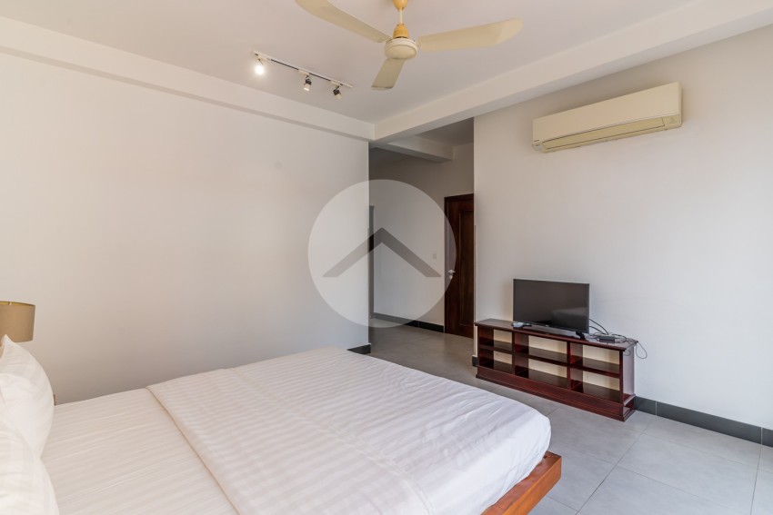 2 Bedroom Serviced Apartment For Rent - Tonle Bassac, Phnom Penh