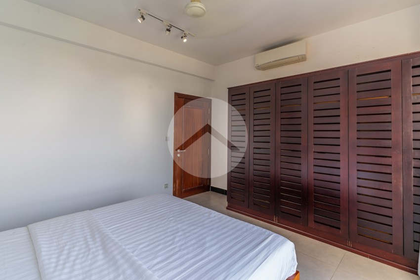 2 Bedroom Serviced Apartment For Rent - Tonle Bassac, Phnom Penh