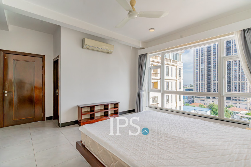 2 Bedroom Serviced Apartment For Rent - Tonle Bassac, Phnom Penh