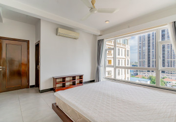 2 Bedroom Serviced Apartment For Rent - Tonle Bassac, Phnom Penh thumbnail
