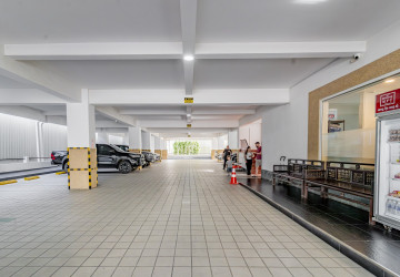 2 Bedroom Serviced Apartment For Rent - Tonle Bassac, Phnom Penh thumbnail