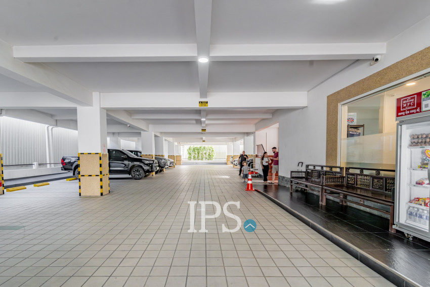 2 Bedroom Serviced Apartment For Rent - Tonle Bassac, Phnom Penh