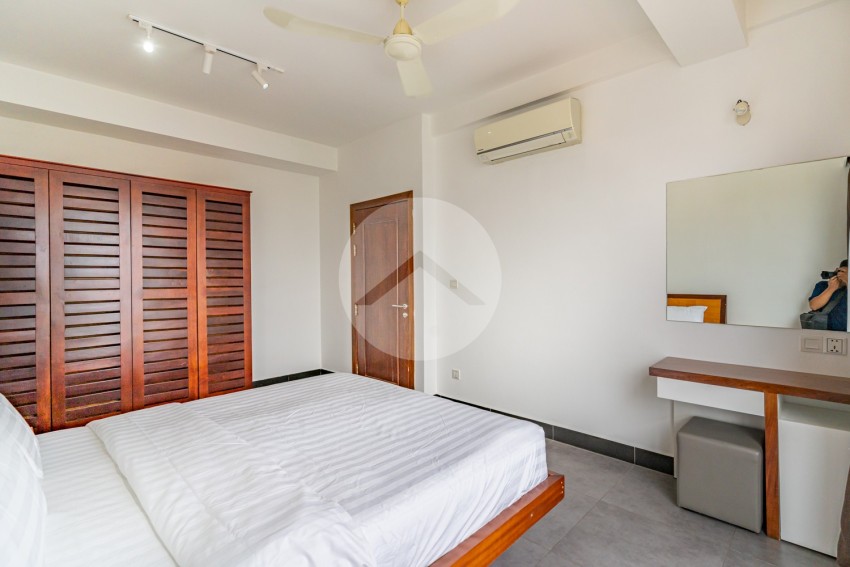 3 Bedroom Serviced Apartment For Rent - Tonle Bassac, Phnom Penh