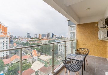 3 Bedroom Serviced Apartment For Rent - Tonle Bassac, Phnom Penh thumbnail