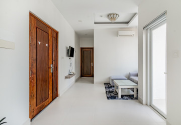 1 Bedroom Serviced Apartment For Rent - Tonle Bassac, Phnom Penh thumbnail