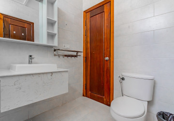 1 Bedroom Serviced Apartment For Rent - Tonle Bassac, Phnom Penh thumbnail