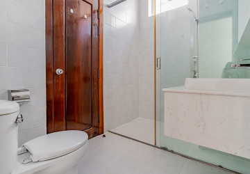1 Bedroom Serviced Apartment For Rent - Tonle Bassac, Phnom Penh thumbnail