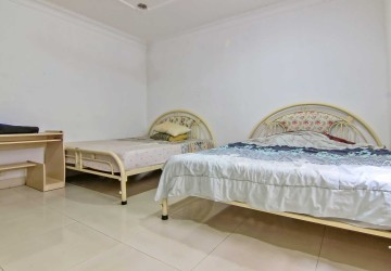 6 Bedroom Villa For Rent - Daun Penh, Phnom Penh thumbnail