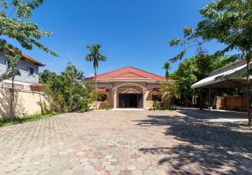 5 Bedroom House For Rent - Slor Kram, Siem Reap thumbnail