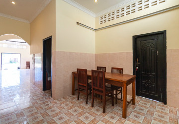 5 Bedroom House For Rent - Slor Kram, Siem Reap thumbnail