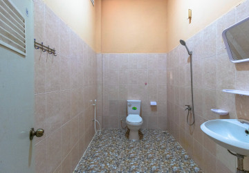 5 Bedroom House For Rent - Slor Kram, Siem Reap thumbnail