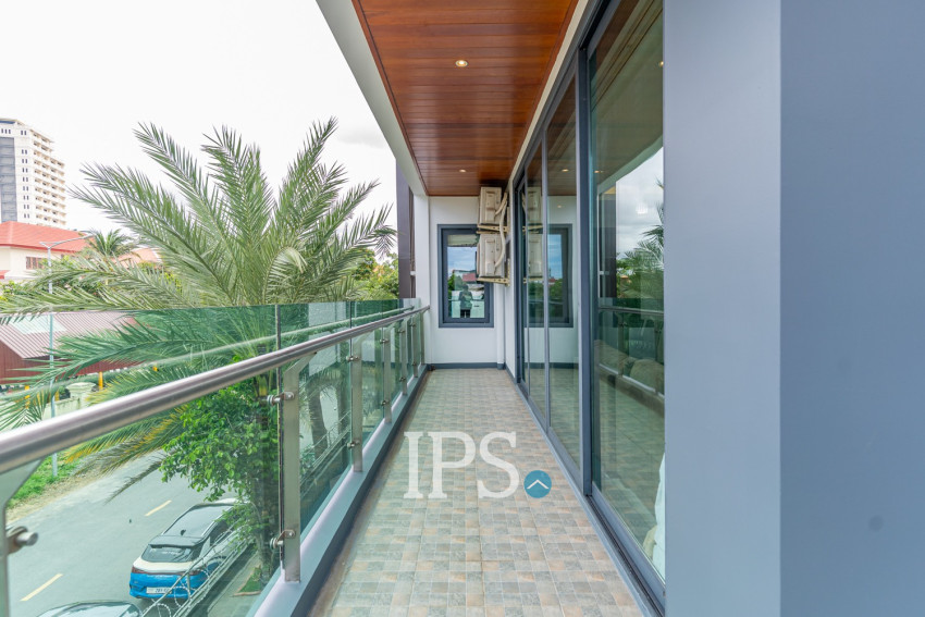 2 Bedroom Serviced Apartment For Rent - Boeung Kak 1, Phnom Penh