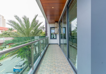 2 Bedroom Serviced Apartment For Rent - Boeung Kak 1, Phnom Penh thumbnail