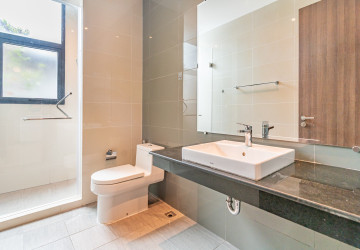 1 Bedroom Serviced Apartment For Rent - Boeung Kak 1, Phnom Penh thumbnail