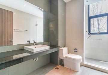 1 Bedroom Serviced Apartment For Rent - Boeung Kak 1, Phnom Penh thumbnail