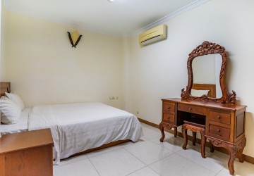 3 Bedroom Serviced Apartment For Rent - Toul Kork-Phnom Penh thumbnail